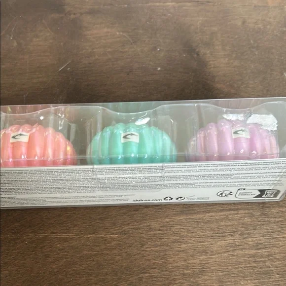 Claire's Seashell Lip Balm Set - Picture 3 of 5